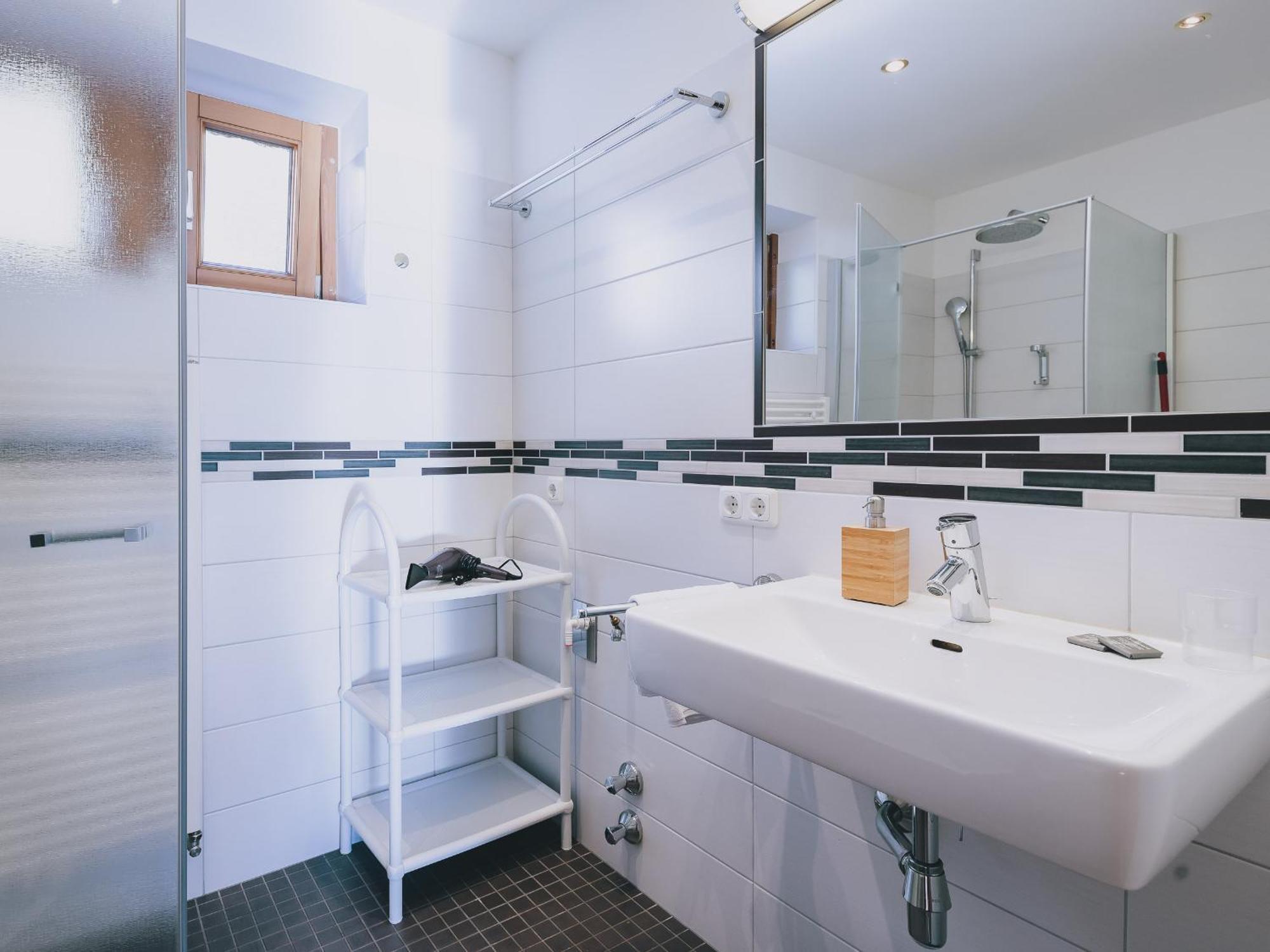 Haus Altenberger By We Rent, Summercard Included Zell am See Oda fotoğraf